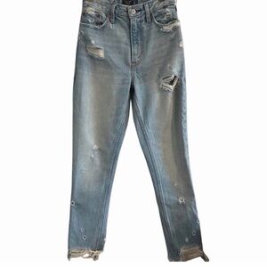 Abercrombie & Fitch High Rise Distressed Mom Jeans – Size 24 / 00